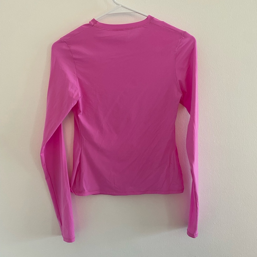 SKIMS Pink Fitted Long Sleeve T-Shirt - Picture 3 of 3